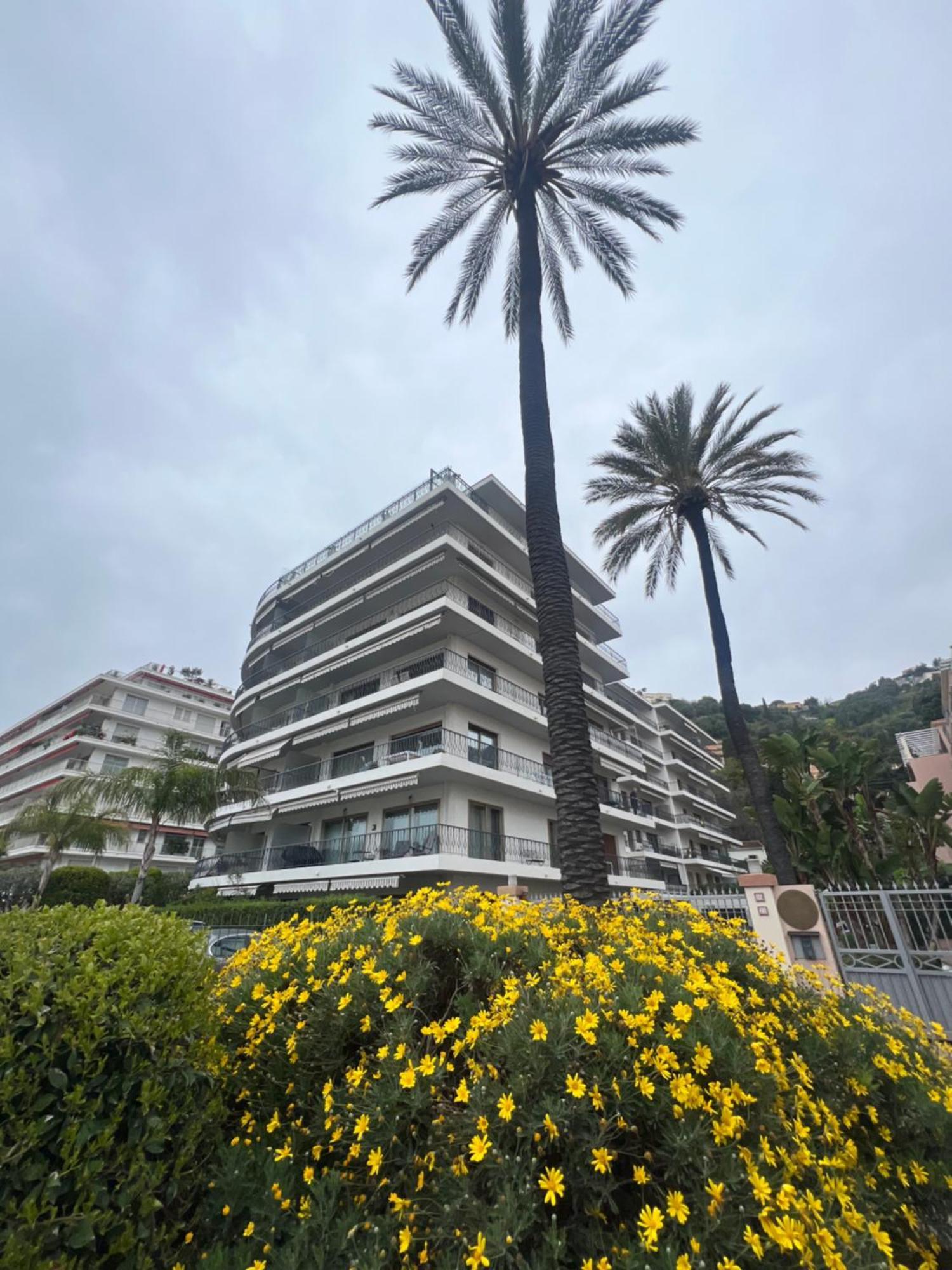 Residence Mona Lisa Bord De Mer Menton Exterior photo